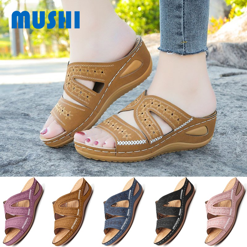 MOOSII Women's Sandals Retro Women's Wedge Shoes Hollow Flower Leisure Beach Women's COD Size: 36-43 YL26 Inventory Stock